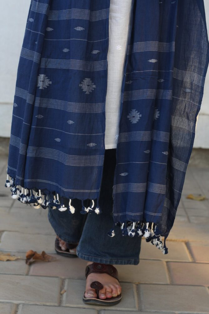 Blue Handwoven Jamdani Dupatta