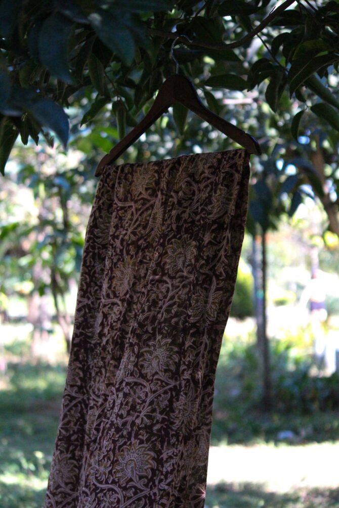 Handblock Kalamkari Stole: Maroon - Image 4