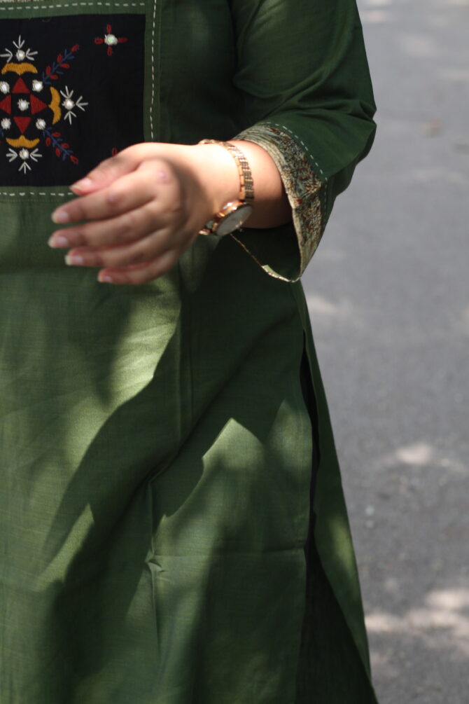 Pretty Patchwork: Green - Image 5