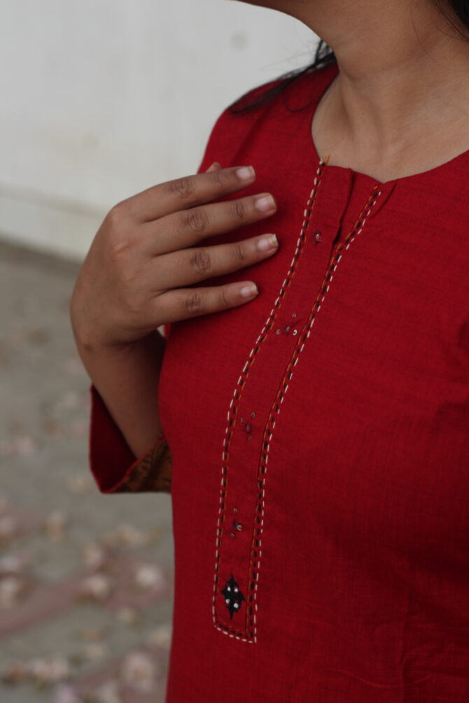 Pretty Patchwork: Red - Image 3