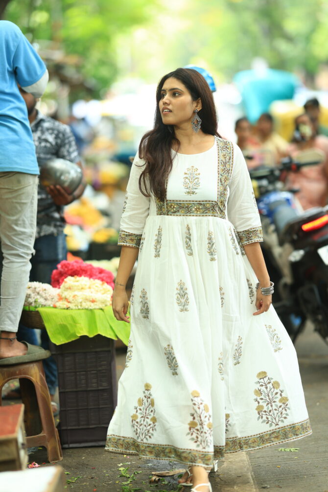 Mogra : Brown - Image 4