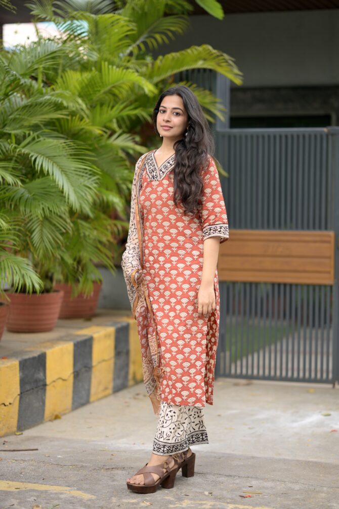 Rang: Handblock Bagru Print: Rust Red - Image 4